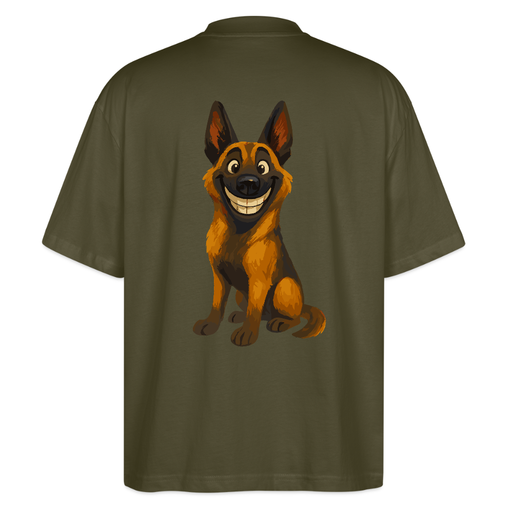 Malinois Oversized Grinsender Cartoon – lustiger Belgischer Schäferhund im gemalten Stil als humorvolles Hunde Motiv für Hundeliebhaber - Khaki