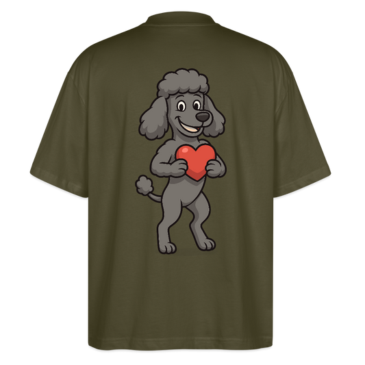 Pudel Oversized mit Herz Cartoon – Liebevolles Hunde Motiv für Valentinstag, Geschenke und Hundeliebhaber - Khaki